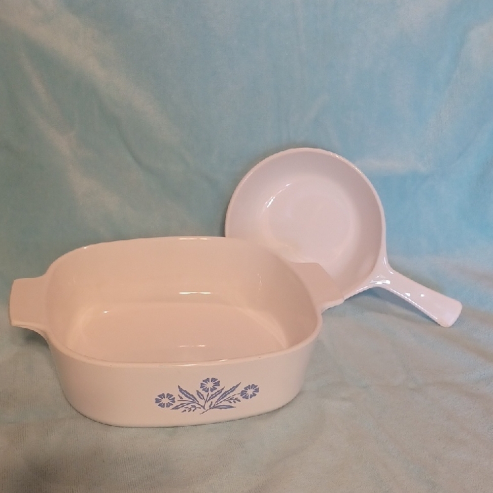 Corningware Blue and White Cookware Set Baking Dishes